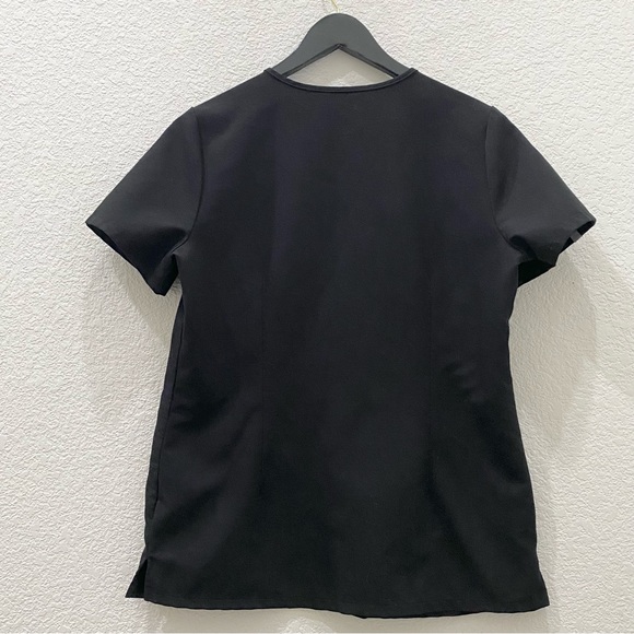 FIGS FW1100 Black Casma Three-Pocket V-Neck Scrub Top Size S - Picture 7 of 16
